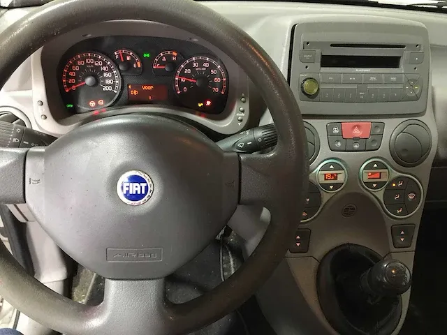 Fiat - panda - 1.2 emotion - 25-nv-rf - afbeelding 2 van  20