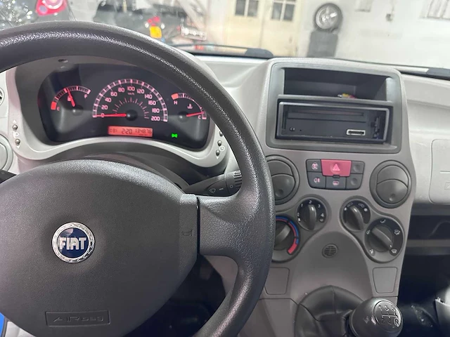 Fiat - panda - 1.3 jtd navigator - 34-sj-vb - afbeelding 2 van  17