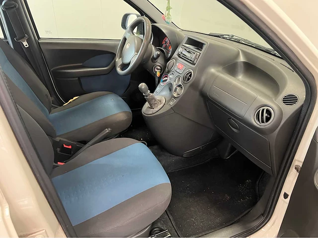 Fiat - panda - personenauto - 2010 - afbeelding 5 van  22