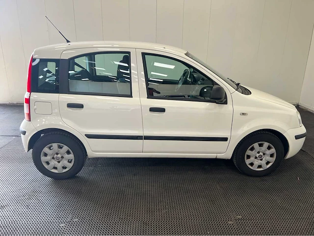 Fiat - panda - personenauto - 2010 - afbeelding 19 van  22