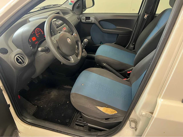 Fiat - panda - personenauto - 2010 - afbeelding 22 van  22
