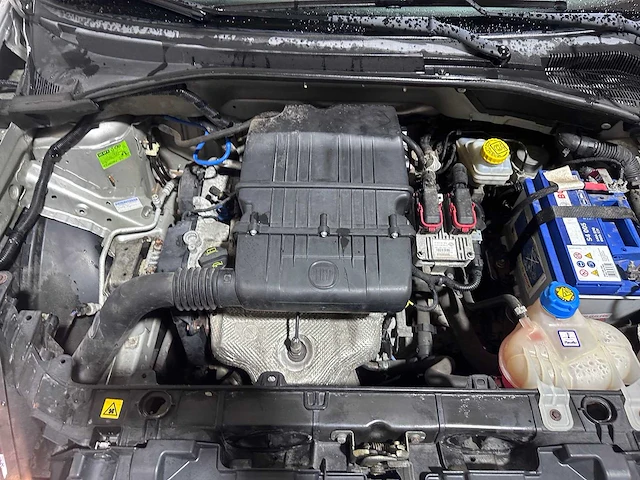 Fiat - punto evo - 1.2 pop - 1-zlb-78 - afbeelding 9 van  19