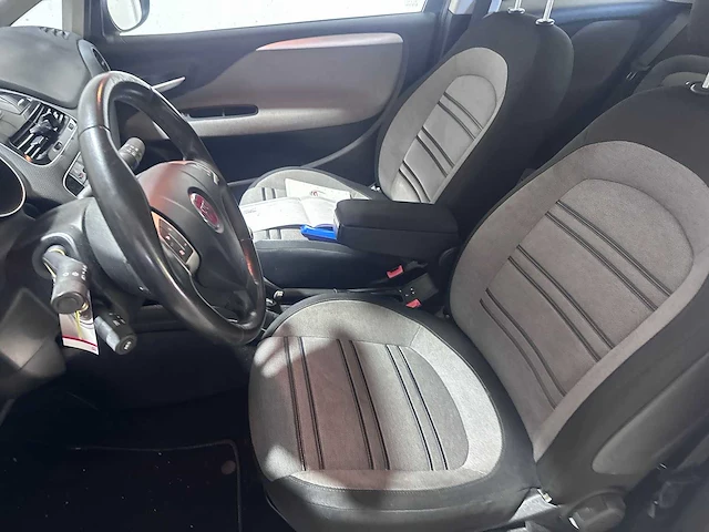 Fiat - punto evo - 1.3 m-jet dynamic - 34-rfk-8 - afbeelding 14 van  16