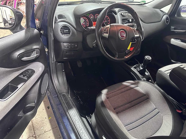 Fiat - punto evo - 1.3 m-jet dynamic - 34-rfk-8 - afbeelding 8 van  16