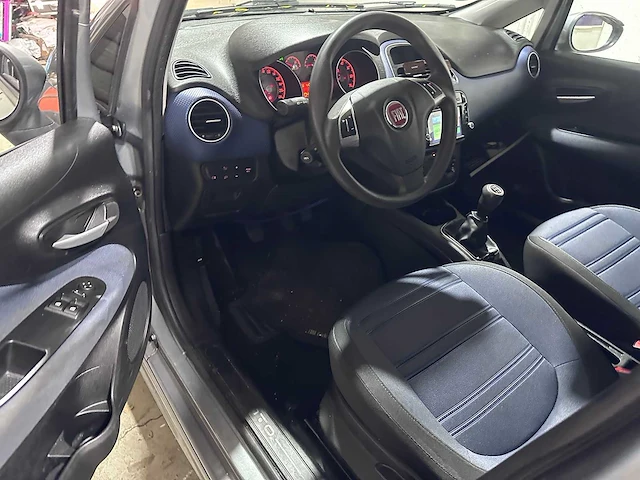 Fiat - punto evo - 1.3 m-jet dynamic - 78-psh-2 - afbeelding 14 van  16