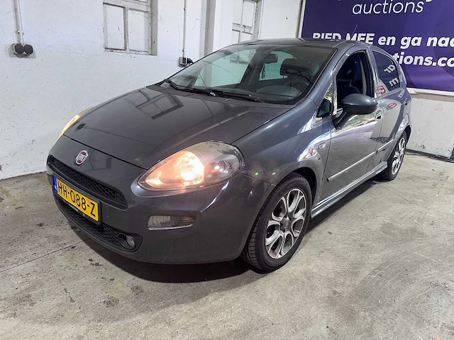 Fiat - punto evo - 1.3 m-jet lounge - hh-088-z - afbeelding 1 van  18