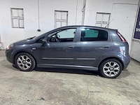 Fiat - punto evo - 1.3 m-jet lounge - hh-088-z - afbeelding 11 van  18