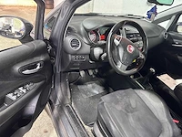 Fiat - punto evo - 1.3 m-jet lounge - hh-088-z - afbeelding 16 van  18