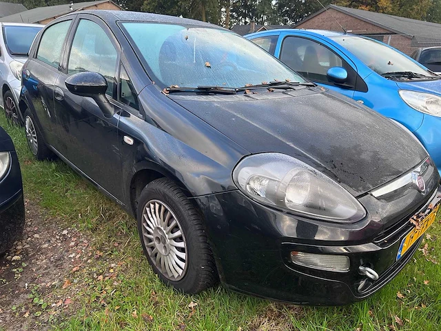 Fiat - punto evo - 1.3 m-jet mylife - 19-tfx-7 - afbeelding 11 van  16