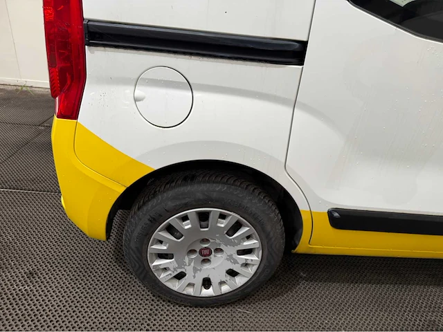 Fiat - qubo - bedrijfswagen - 2012 - afbeelding 18 van  26