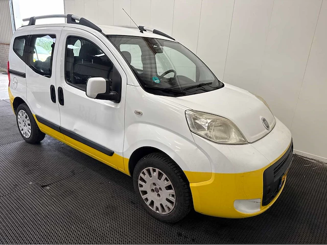 Fiat - qubo - bedrijfswagen - 2012 - afbeelding 24 van  25