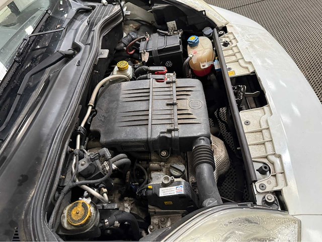 Fiat - qubo - bedrijfswagen - 2012 - afbeelding 15 van  26