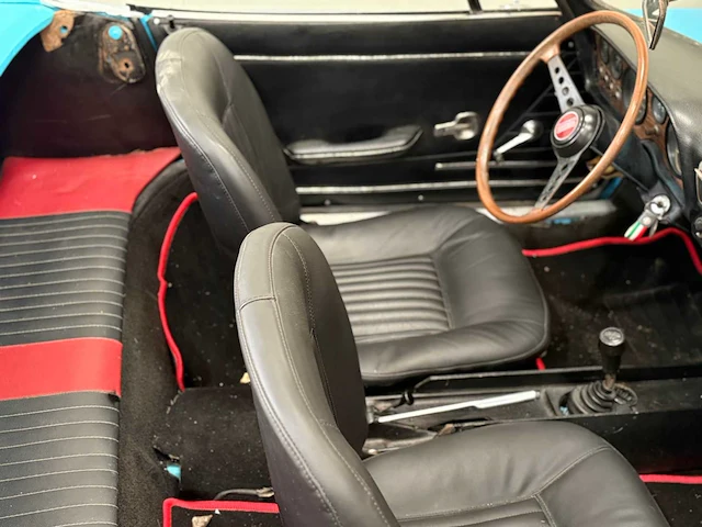 Fiat - spider 850 - sport - oldtimer - 1970 - afbeelding 11 van  35