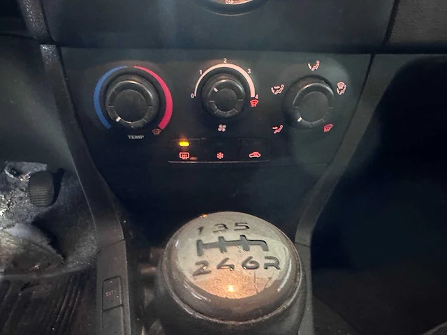 Fiat - stilo - 1.4-16v actual - 80-ps-lg - afbeelding 4 van  18