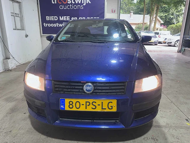 Fiat - stilo - 1.4-16v actual - 80-ps-lg - afbeelding 16 van  18