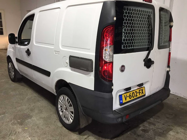 Fiat -doblo 1.3 mj basis - v-602-fx - afbeelding 13 van  19