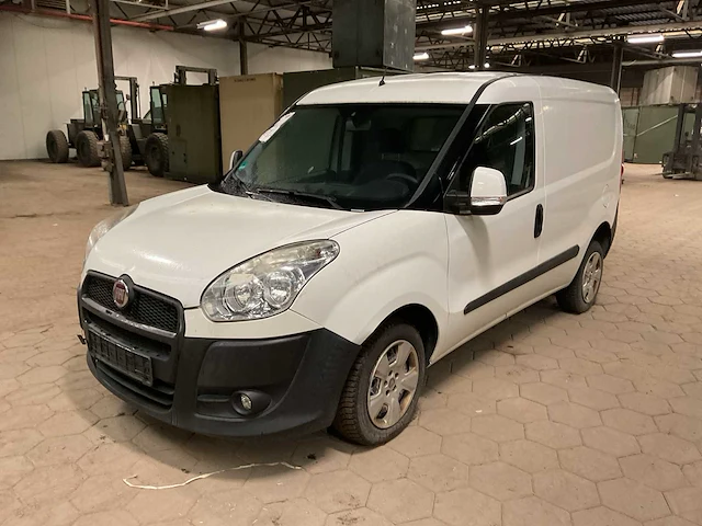 Fiat 100 multijet doblo bedrijfswagen - afbeelding 1 van  15