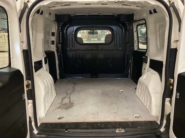 Fiat 100 multijet doblo bedrijfswagen - afbeelding 7 van  15