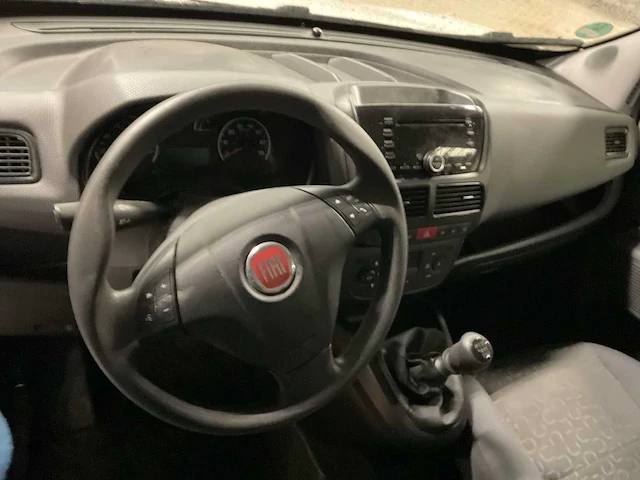 Fiat 100 multijet doblo bedrijfswagen - afbeelding 9 van  15