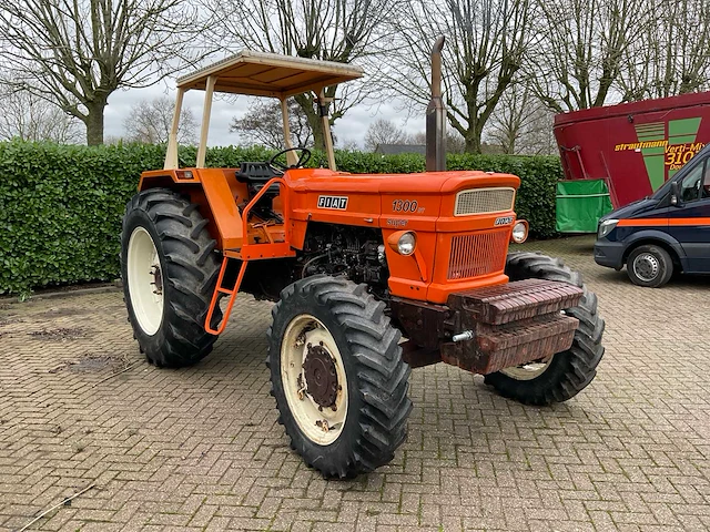 Fiat 1300 dt super vierwielaangedreven landbouwtractor - afbeelding 12 van  25