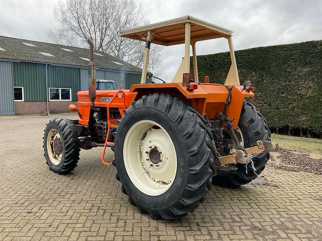 Fiat 1300 dt super vierwielaangedreven landbouwtractor - afbeelding 20 van  25