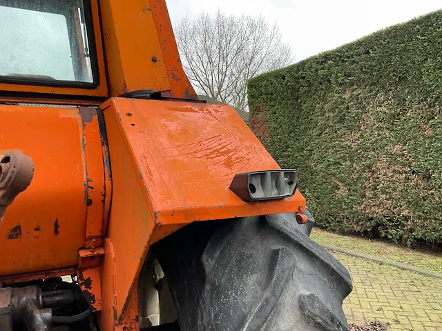 Fiat 1300 dt vierwielaangedreven landbouwtractor - afbeelding 9 van  28