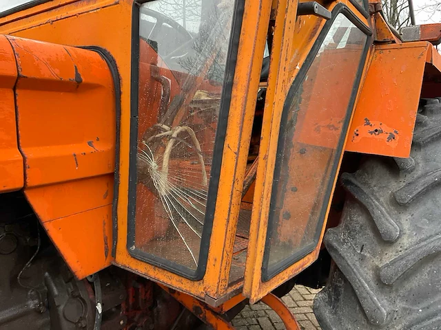 Fiat 1300 dt vierwielaangedreven landbouwtractor - afbeelding 11 van  28