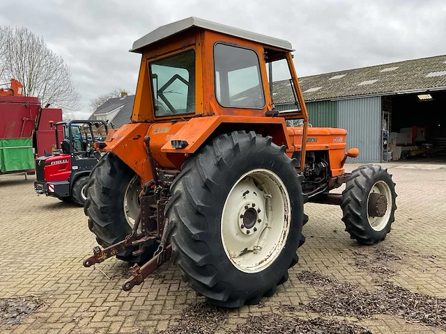 Fiat 1300 dt vierwielaangedreven landbouwtractor - afbeelding 22 van  28