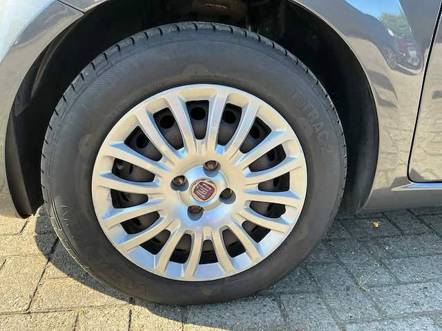 Fiat 2012 punto evo 1.2 pop personenauto - afbeelding 18 van  20