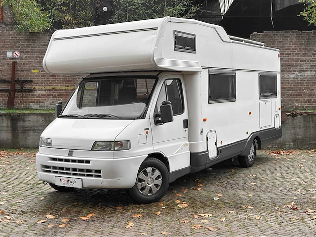 Fiat 230 camper 116pk 1995, 65-bh-zx - afbeelding 1 van  63