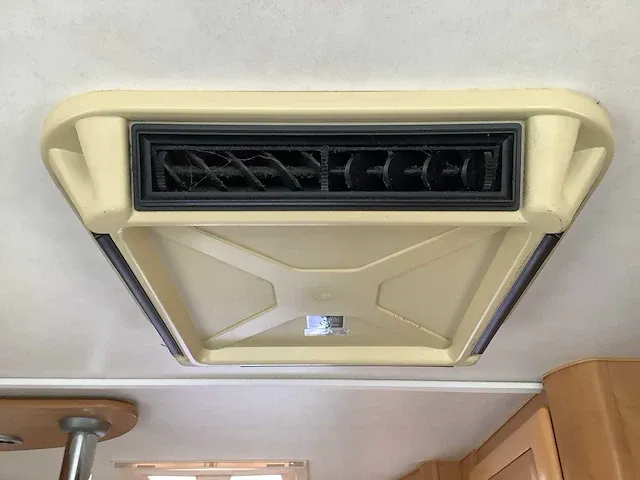 Fiat 230 camper/kampeerwagen - afbeelding 35 van  52