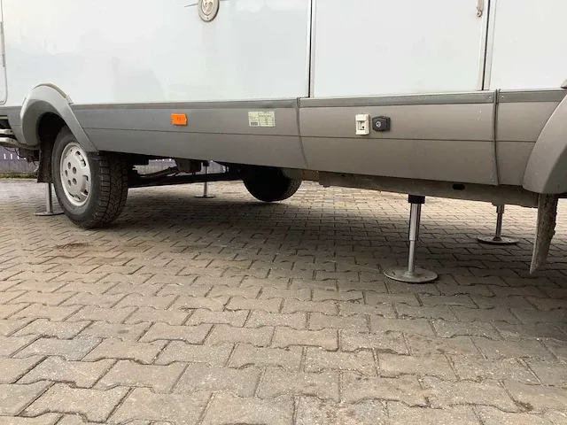 Fiat 230 camper/kampeerwagen - afbeelding 44 van  52