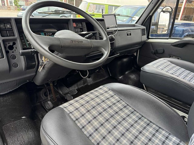 Fiat 290 camper weinsberg kampeerwagen 49-vz-rz - afbeelding 8 van  19