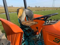 Fiat 315 tweewielaangedreven landbouwtractor - afbeelding 4 van  25