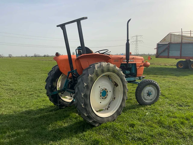 Fiat 315 tweewielaangedreven landbouwtractor - afbeelding 20 van  25
