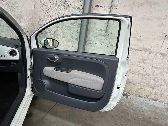 Fiat 500 1.2 lounge 69pk 2010, 7-xlx-89 - afbeelding 22 van  40
