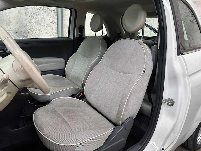 Fiat 500 1.2 lounge 69pk 2010, 7-xlx-89 - afbeelding 24 van  40