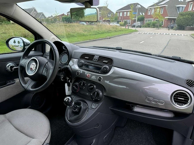 Fiat 500 1.2 lounge airco pano lmv tt-393-r - afbeelding 2 van  31