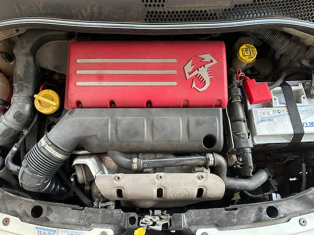 Fiat 500 abarth 1.4-16v 135pk 2008, 63-krs-3 - afbeelding 29 van  37
