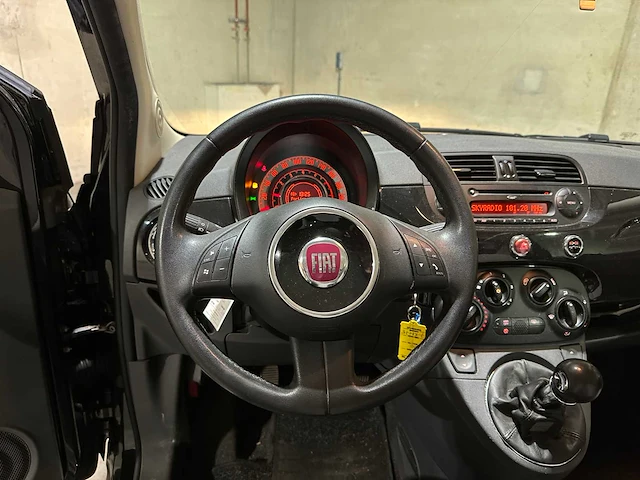 Fiat 500 c 0.9 twinair rock millionaire (automaat) 86pk 2013, 7-kxv-75 - afbeelding 10 van  37