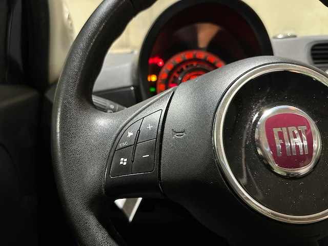 Fiat 500 c 0.9 twinair rock millionaire (automaat) 86pk 2013, 7-kxv-75 - afbeelding 13 van  37