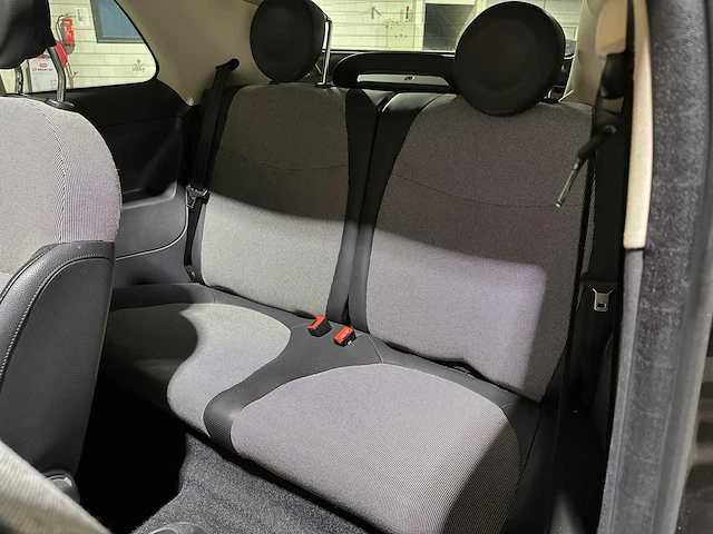 Fiat 500 c 0.9 twinair rock millionaire (automaat) 86pk 2013, 7-kxv-75 - afbeelding 24 van  37