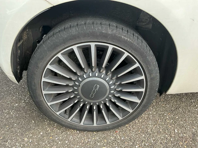 Fiat 500 personenauto (nr-688-f) - afbeelding 24 van  31