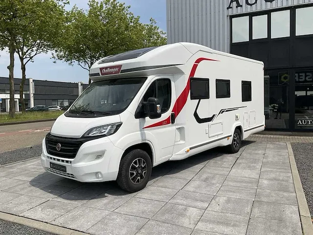 Fiat challenger - afbeelding 1 van  47