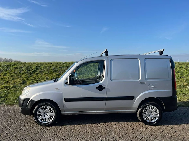 Fiat doblò 1.3 multijet top, 3-vbh-40 - afbeelding 12 van  15