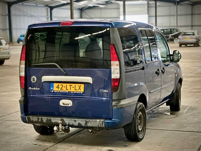 Fiat doblò 1.6 16v elx, 42-lt-lx - afbeelding 2 van  9