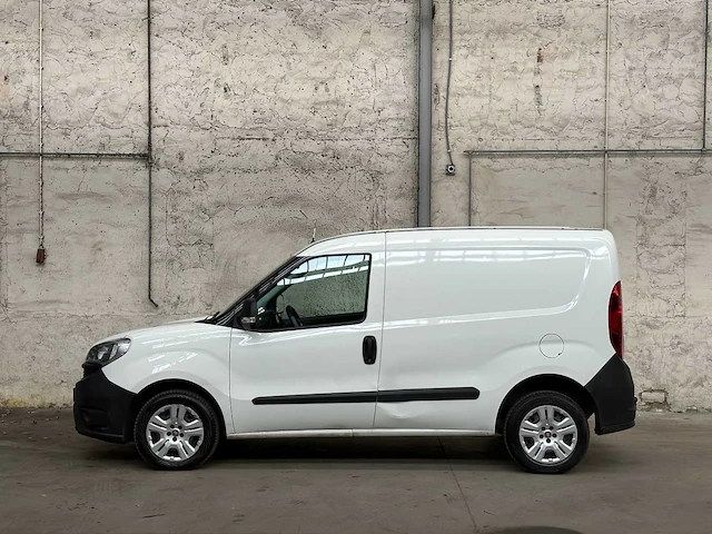 Fiat doblò cargo 1.3 mj l1h1 actual 75pk 2015, vn-047-x - afbeelding 29 van  35