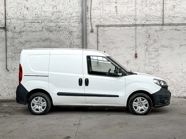 Fiat doblò cargo 1.3 mj l1h1 actual 75pk 2015, vn-047-x - afbeelding 33 van  35