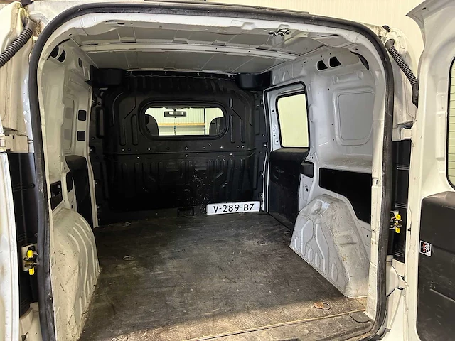 Fiat doblò cargo 1.3 mj sx 75000km v-289-bz - afbeelding 9 van  18