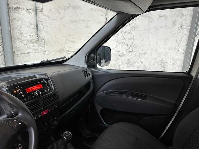 Fiat doblò cargo 1.3 multijet sx 90pk 2014, vj-027-k bedrijfswagen - afbeelding 11 van  37